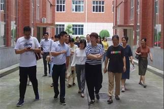 中國人民大學茶道哲學研究所湖南茶文化考察團一行赴集團白沙溪茶廠、益陽茶廠、君山茶業考察調研